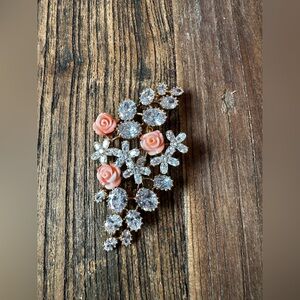Elegant Floral Crystal Brooch